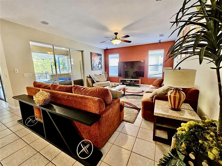 1071 Marcello Blvd — Photo 8