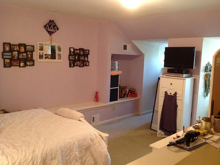 Bedroom 3 - Upper Level
