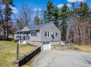 358 East Road, Hampstead, NH 03841-2374