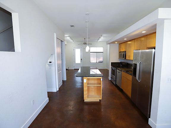 3rd image of 613 N Alcaniz St