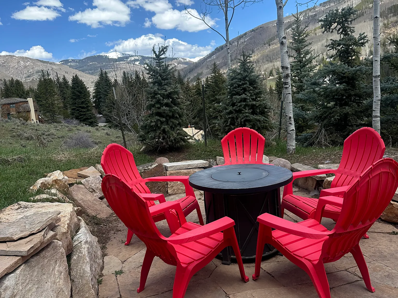 2568 Arosa Dr — Photo 4