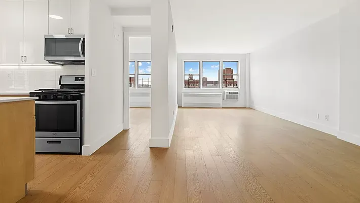 Rented by REAL New York | media 3