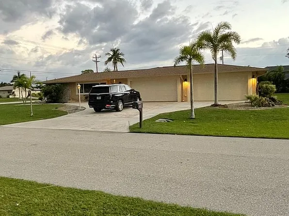 628 SE 21st St, Cape Coral, FL 33990