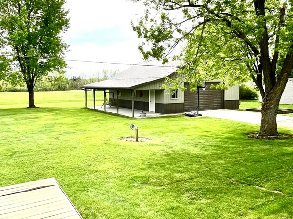 36160 31 Mile Rd, Lenox, MI 48050