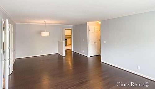 3rd image of 3698 Ashworth Dr Unit B