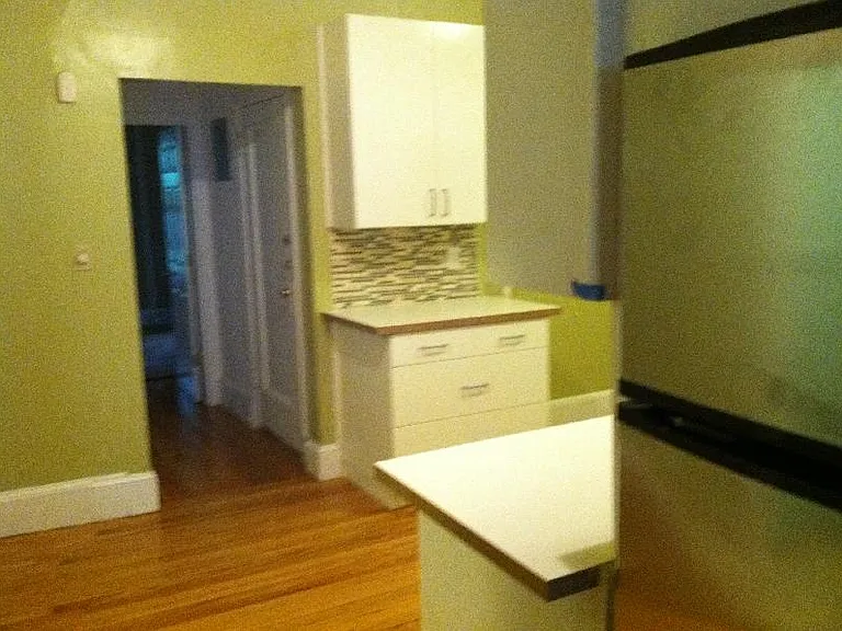 Beacon St — Photo 7