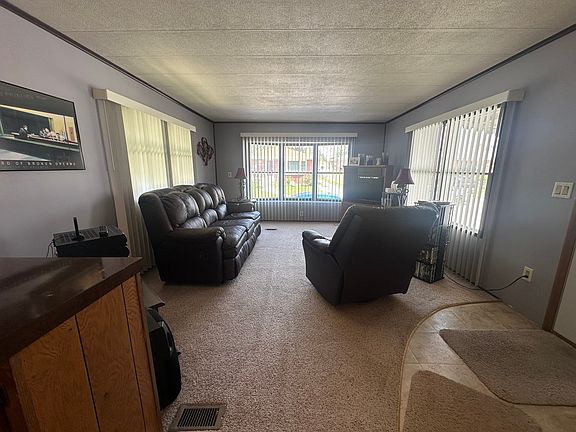 5th image of 3421 W 117th St