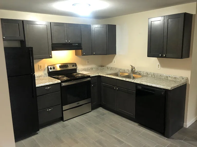6822 Plaza Dr #7 — Photo 10