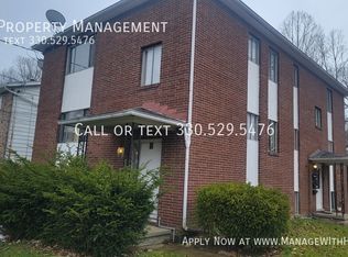 1804 Cromwell Dr, Akron, OH