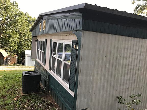 5th image of 55 Coachlight Ln