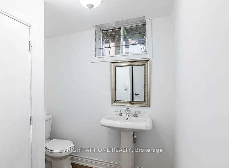 133 Letitia St — Photo 23