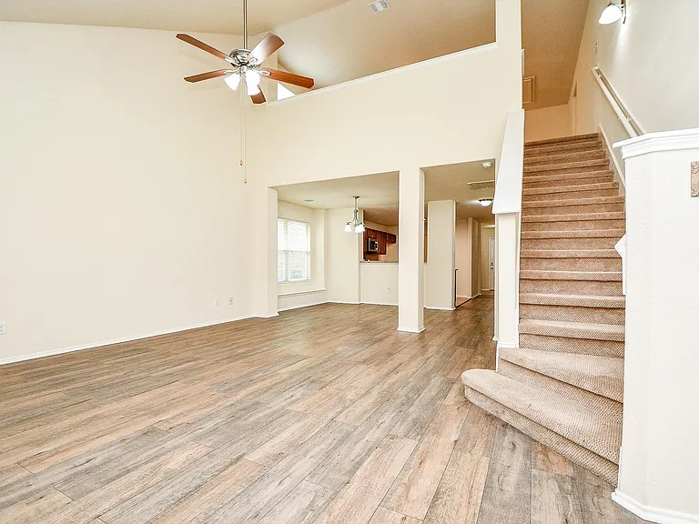 5327 Stonegate Dr — Photo 18