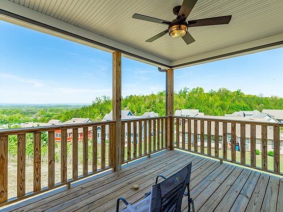 3rd image of 24 Tuscany Village Dr