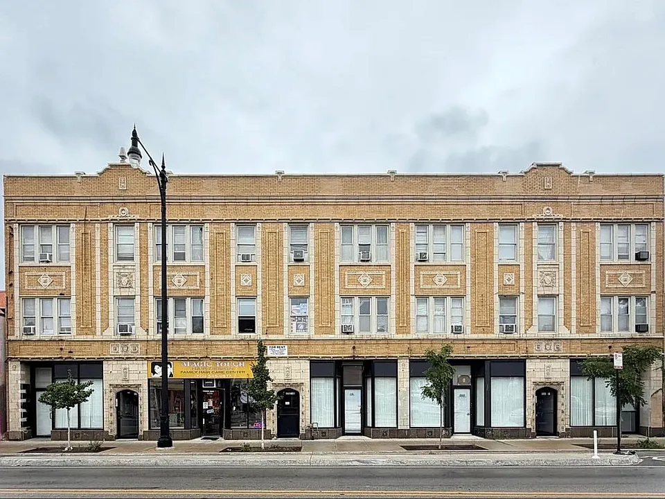 3585-1 N Milwaukee Ave #3585-1