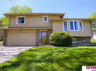 5426 N 128th St, Omaha, NE 68164