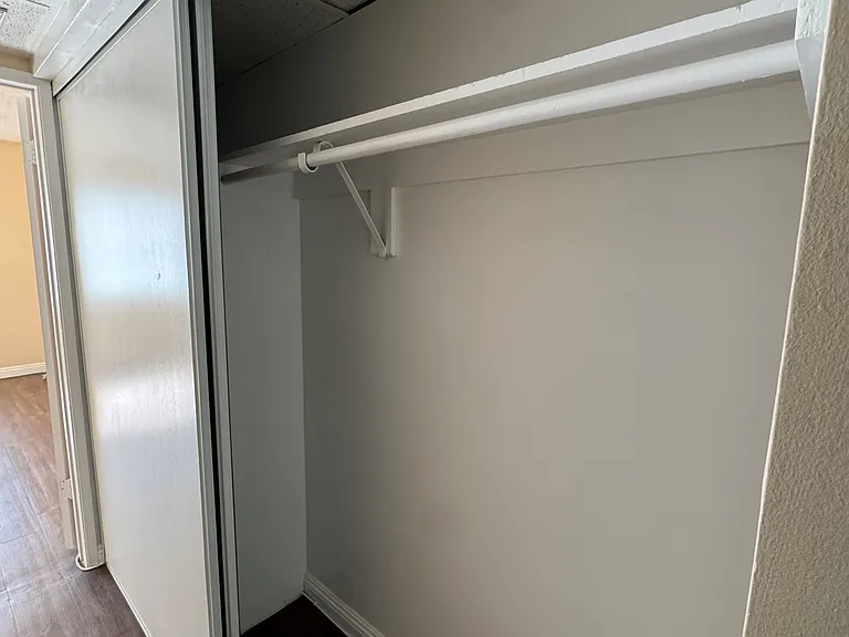 MARGATE VILLA APARTMENTS — Photo 11