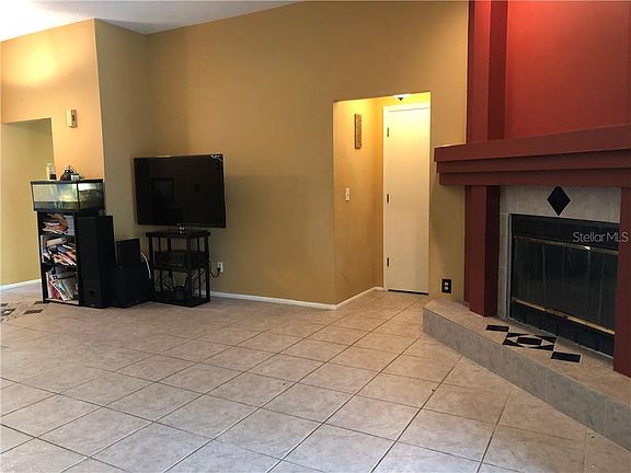 3rd image of 10919 Carnelian Ln
