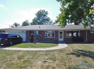 22 S Norden Rd, Oregon, OH 43616