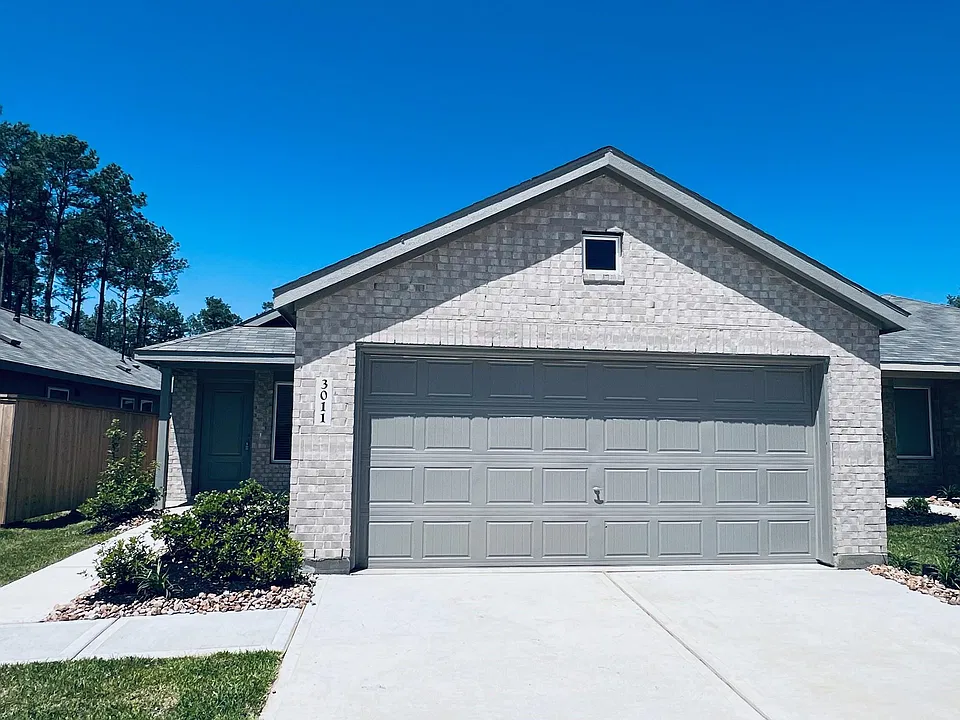3011 Mallorca Dr