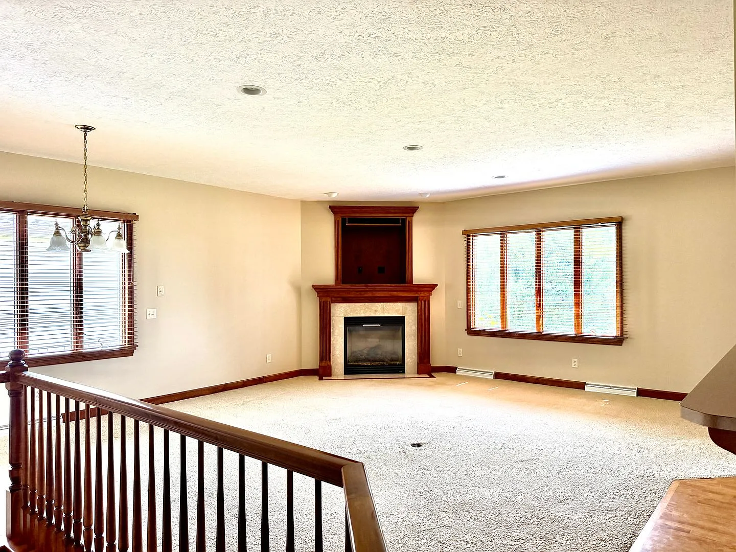 2 Bedroom Oak Shadows Condo — Photo 1