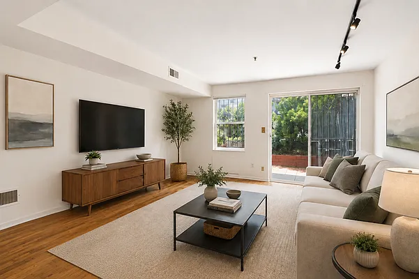 113 Vanderbilt Avenue #B