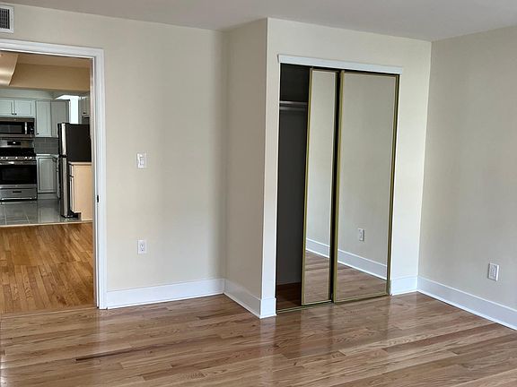 5th image of 1815 E Passyunk Ave Floor 2