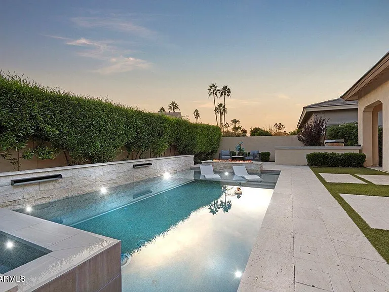 5543 E Beryl Ave — Photo 11