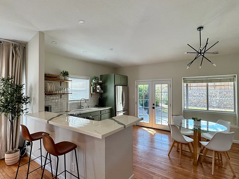 7329 Black Ridge Dr — Photo 26