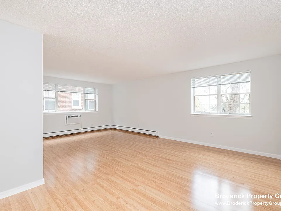 162 Summer St #26