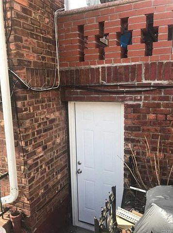 2nd image of 650 Crawford Ave Floor 1