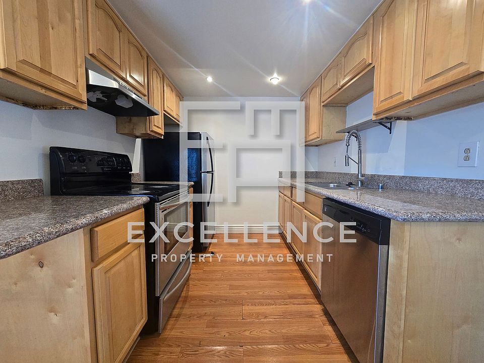 1st image of 5883 El Zuparko Dr APT 2