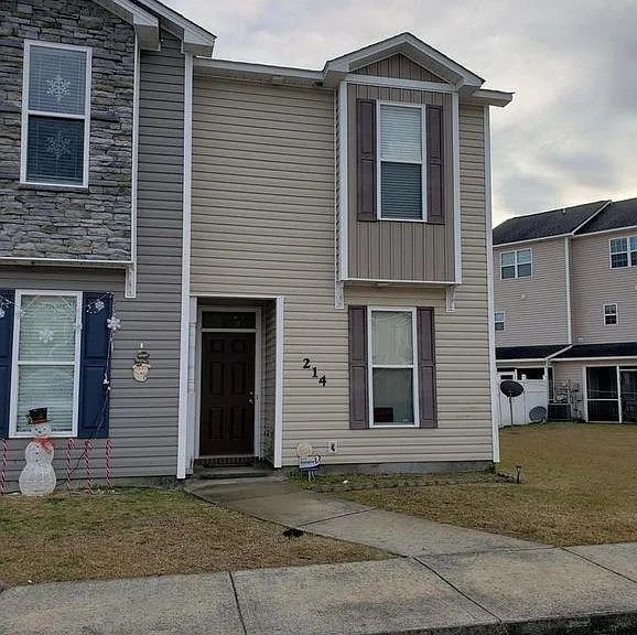214 Glenhaven Ln — Photo 1