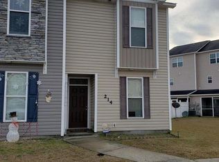 214 Glenhaven Ln, Jacksonville, NC 28546