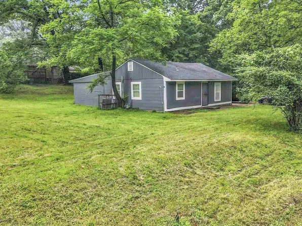 3696 Randolph St, Memphis, TN 38127