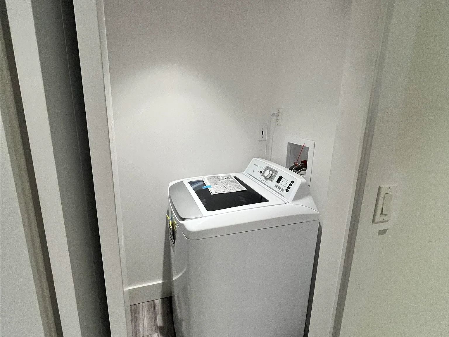 1 bed, 700 sqft, $1,600 — Photo 3