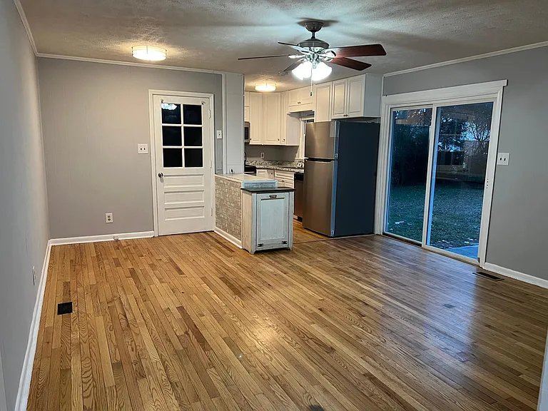 6606 Bonnie Bell Ln — Photo 10
