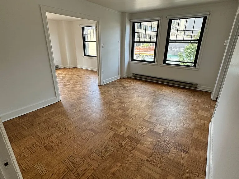Comfortable Urban Living in a Classic Brick Building Near UW & Light Rail — Photo 66