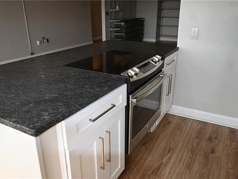120 Ralph McGill Blvd NE #809 — Photo 6