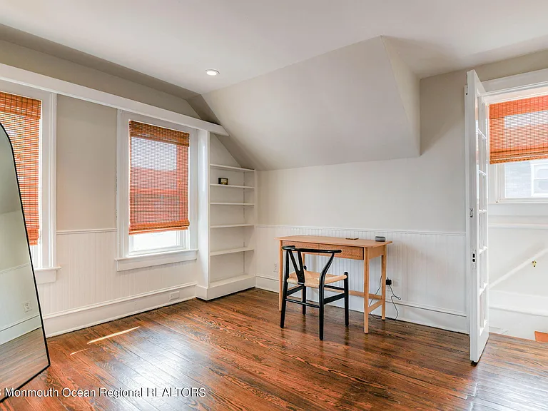 67 Delaware Ave — Photo 28
