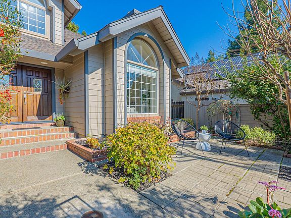 2nd image of 3723 Modoc Pl