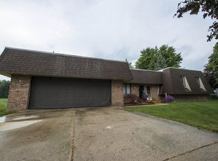 433 N Pine Rd, Bay City, MI 48708