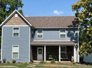 110 N Oak St, Eldon, MO 65026