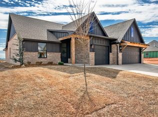 11212 SW 30th St, Yukon, OK 73099