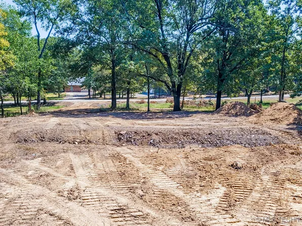 17 Duchess Creek Rd, Porum, OK 74455