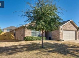 314 Saddlebrook Dr, Krum, TX 76249