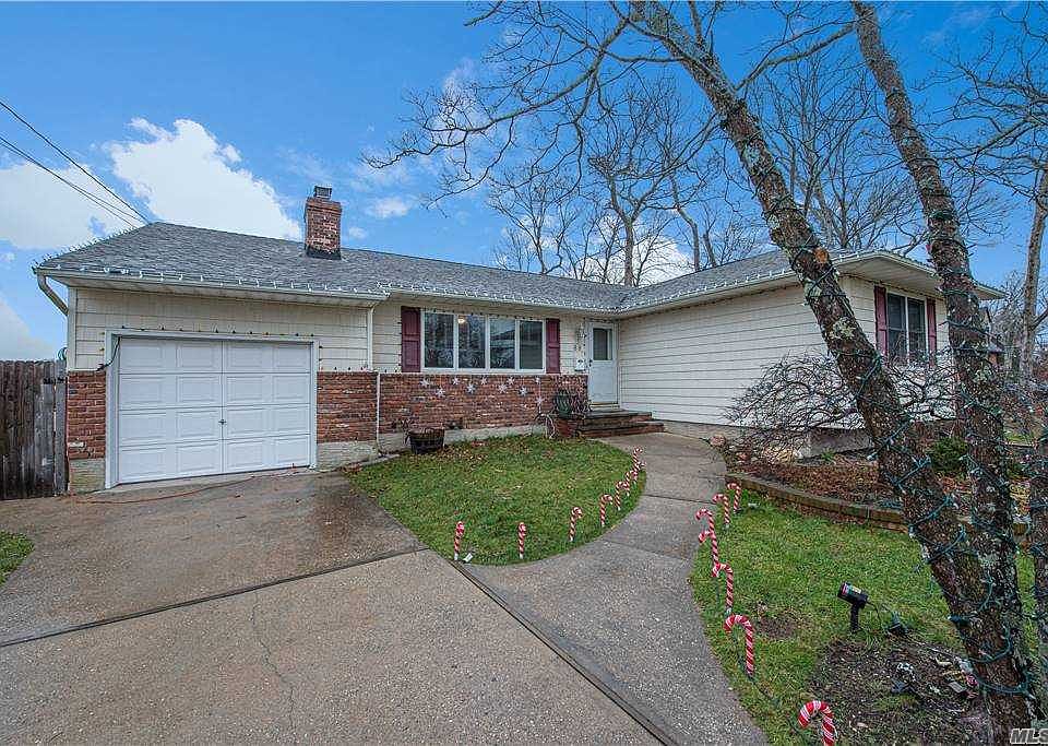1st image of 88 Woodland Dr
