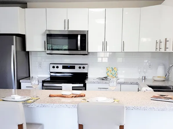 100 Eagle St N, Cambridge, ON N3H 5T8