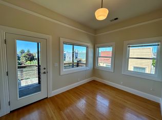 3220 23rd St APT B, San Francisco, CA 94110