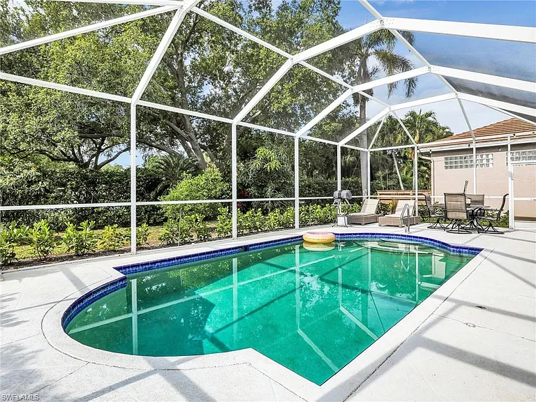 8850 Springwood Ct — Photo 15