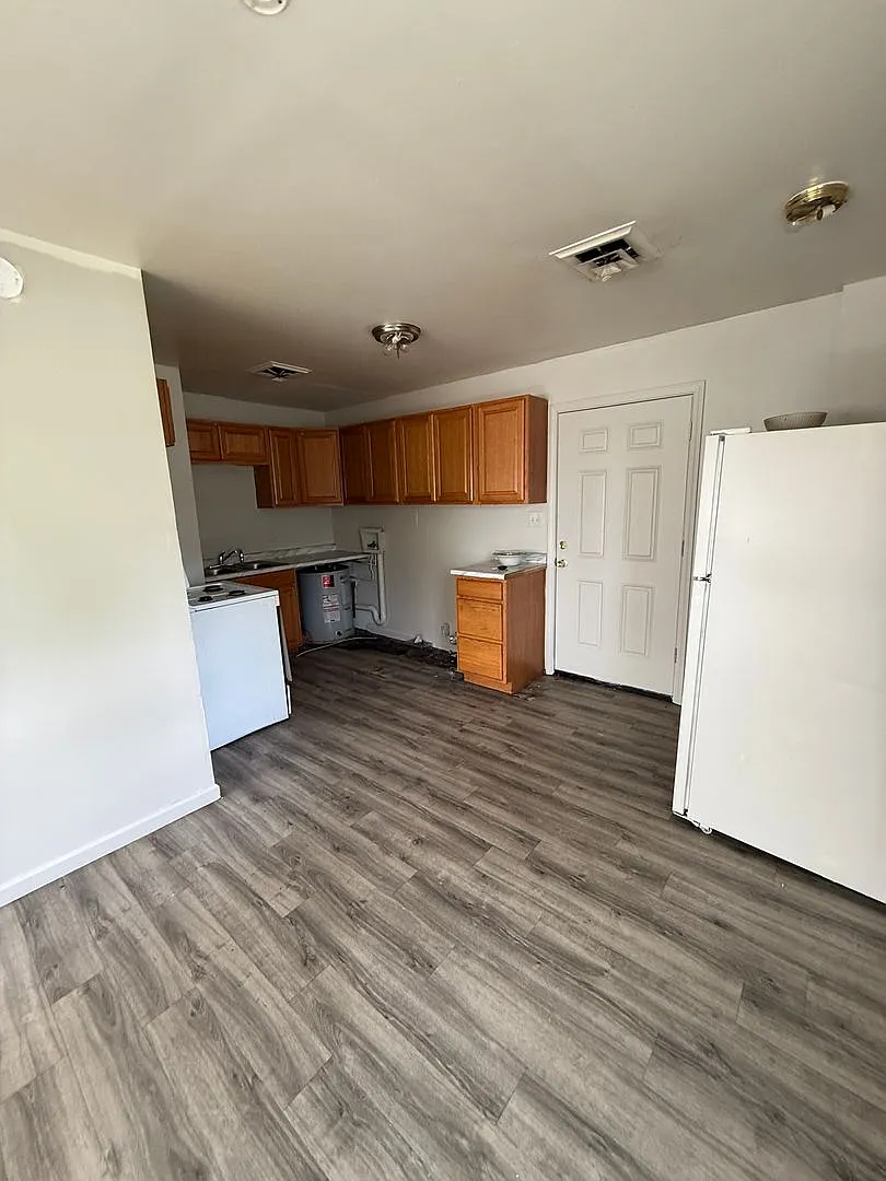 Cute 3bd/1bath Home — Photo 3